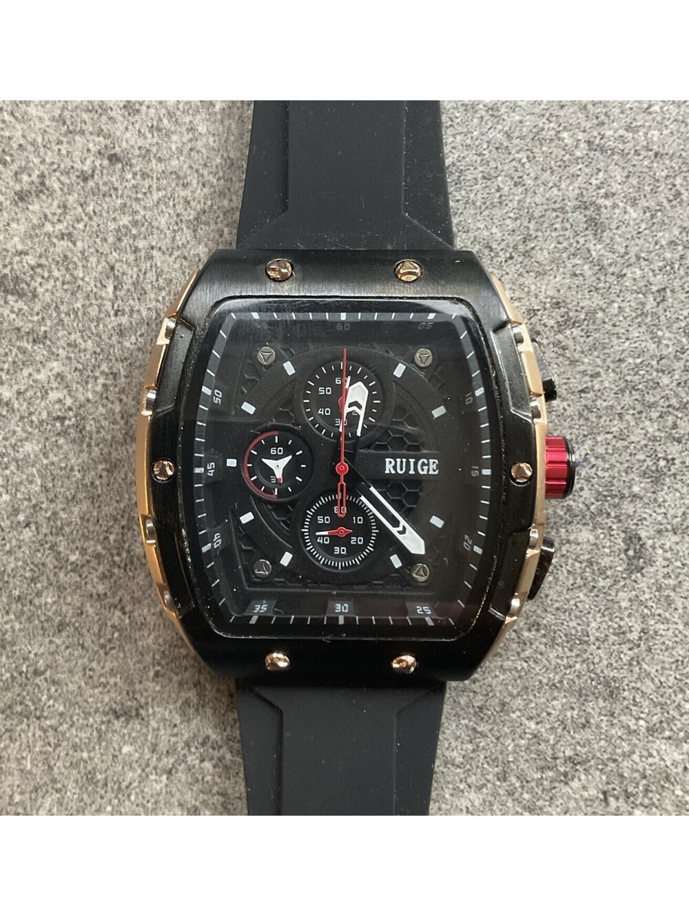 RUIGE Men's Sport Quartz Analog Chronograph Date Square Black Rubber Strap Bin B